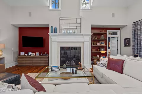 Living - 20 Deepdale Ln, Pinehurst, NC 28374 photo 3 of 3
