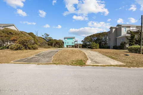 104 Surf View Rd, Emerald Isle, NC 28594