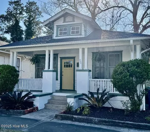 209 N 11th St, Wilmington, NC 28401