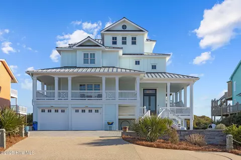 9253 Ocean Dr, Emerald Isle, NC 28594