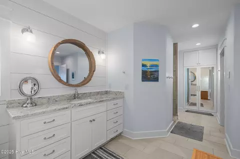 Bath - 9253 Ocean Dr, Emerald Isle, NC 28594 photo 10 of 10