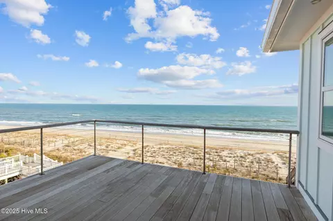 Exterior - 9253 Ocean Dr, Emerald Isle, NC 28594 photo 12 of 16