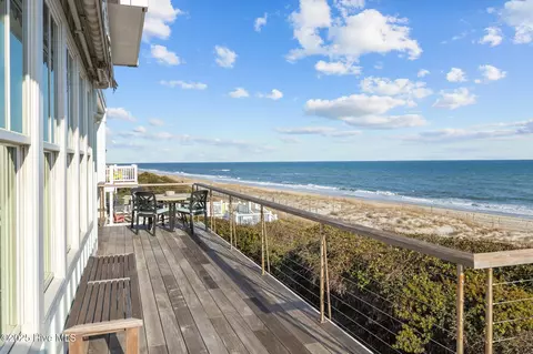 Exterior - 9253 Ocean Dr, Emerald Isle, NC 28594 photo 10 of 16