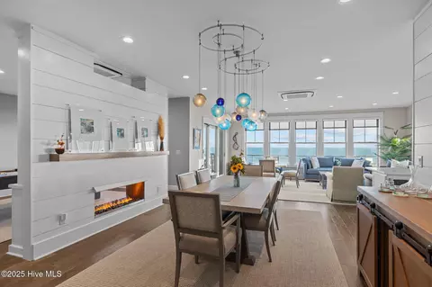 Dining - 9253 Ocean Dr, Emerald Isle, NC 28594 photo 2 of 5