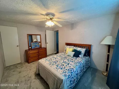Bedroom - 36 Inlet Way, Chocowinity, NC 27817 photo 4 of 8
