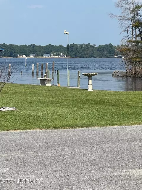 View/Area - 36 Inlet Way, Chocowinity, NC 27817 photo 4 of 6