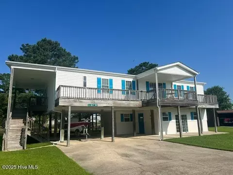 36 Inlet Way, Chocowinity, NC 27817