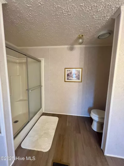 Bath - 36 Inlet Way, Chocowinity, NC 27817 photo 4 of 6