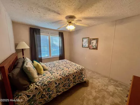 Bedroom - 36 Inlet Way, Chocowinity, NC 27817 photo 5 of 8