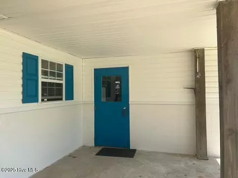 Exterior - 36 Inlet Way, Chocowinity, NC 27817 photo 4 of 9