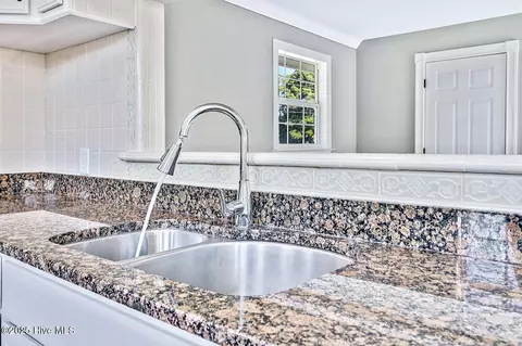 Kitchen - 100 Perch St, Moyock, NC 27958 photo 1 of 2