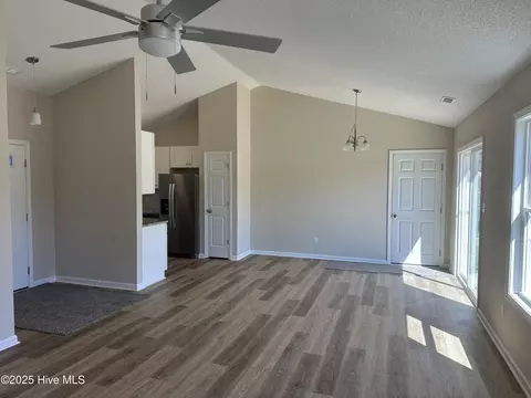 Living - 107 Sunny Ln, Grandy, NC 27939 photo 2 of 3