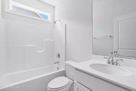 41 W Barlowe Ave, Hampstead, NC 28443 photo 17