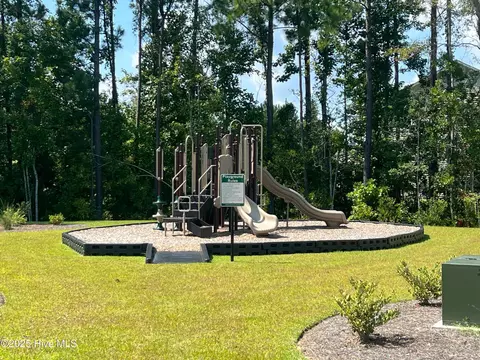 41 W Barlowe Ave, Hampstead, NC 28443 photo 33