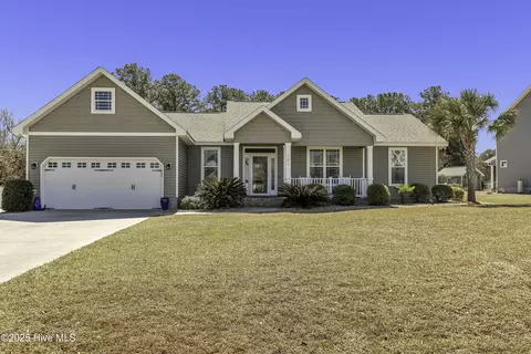 101 Holland Farm Rd, Cedar Point, NC 28584