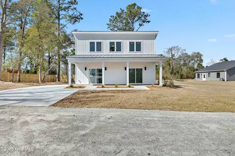 63 Tide Landing Ct, Hampstead, NC 28443