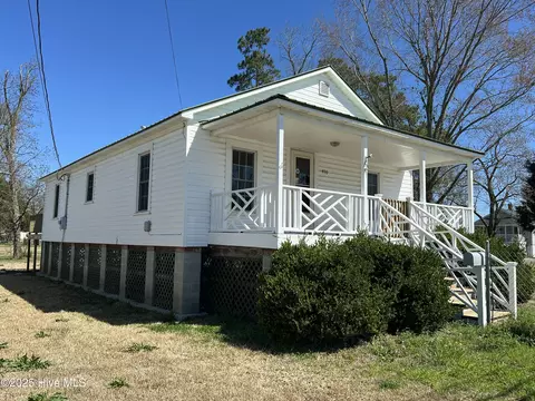 930 W Main St, Belhaven, NC 27810
