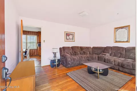 Living - 110 Spring Branch Rd, Murfreesboro, NC 27855 photo 1 of 1