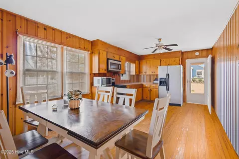 Dining - 110 Spring Branch Rd, Murfreesboro, NC 27855 photo 1 of 3