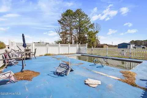 Exterior - 110 Spring Branch Rd, Murfreesboro, NC 27855 photo 3 of 6