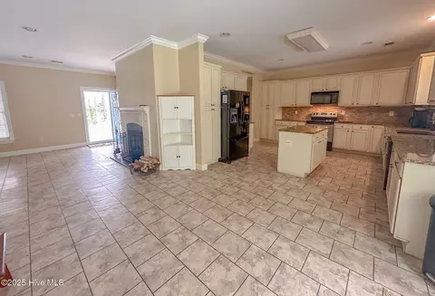 152 Lee Rogers Rd, Hubert, NC 28539 photo 5