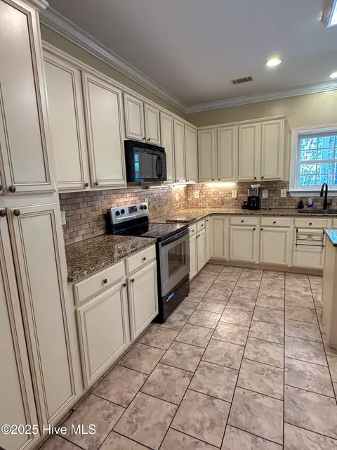 152 Lee Rogers Rd, Hubert, NC 28539 photo 9