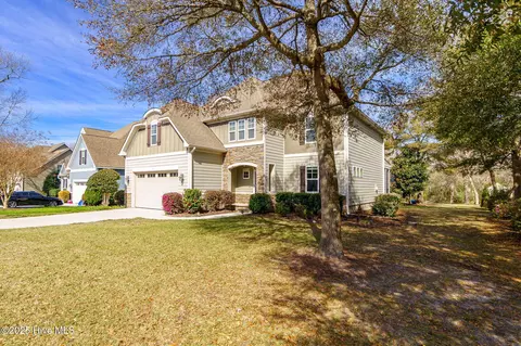 118 Little Bay Dr, Cedar Point, NC 28584