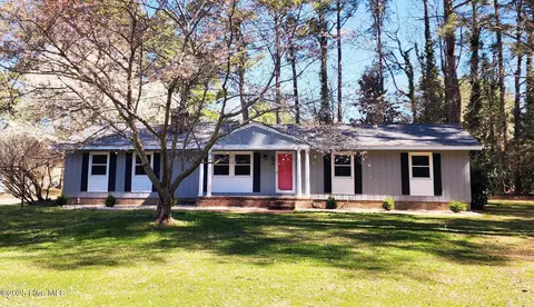 106 Hunters Trl E, Elizabeth City, NC 27909