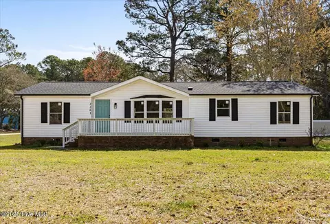 2261 Jingle Ct SW, Supply, NC 28462