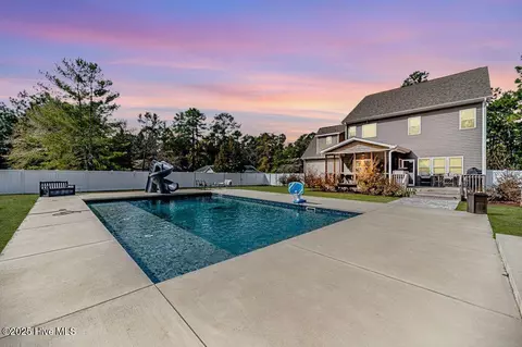 Exterior - 40 Windmere Rd, Pinehurst, NC 28374 photo 2 of 10