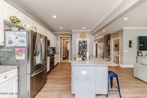 Kitchen - 40 Windmere Rd, Pinehurst, NC 28374 photo 6 of 6