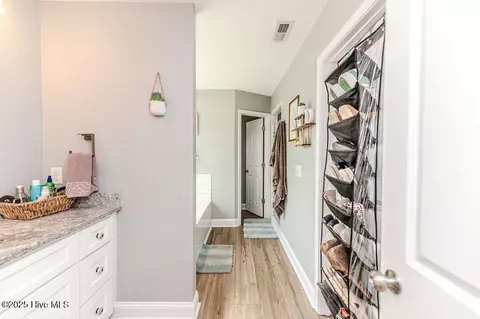 Entry Way - 40 Windmere Rd, Pinehurst, NC 28374 photo 9 of 10