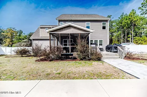Exterior - 40 Windmere Rd, Pinehurst, NC 28374 photo 7 of 10