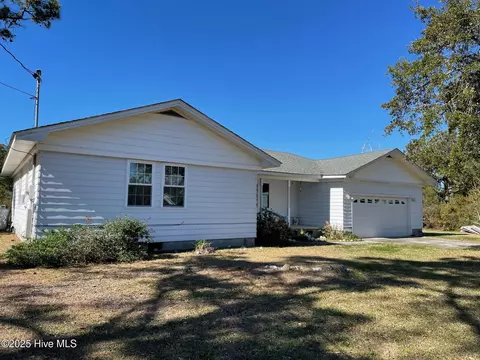 120 Clem Fulcher Ct, Atlantic, NC 28511