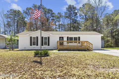 212 Country Rd, Jacksonville, NC 28546