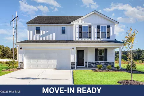82 W Emily Gardens Dr, Selma, NC 27576