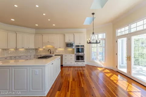 Kitchen - 30 Royal Dublin Downs, Pinehurst, NC 28374 photo 2 of 4