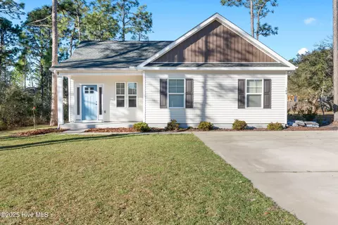 184 Sigman Rd, Southport, NC 28461