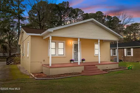 312 Greenwood Blvd, Princeville, NC 27886