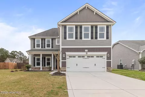 703 Oleander St, Jacksonville, NC 28540