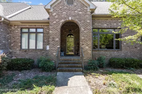 1 Windsor Ter, Pinehurst, NC 28374 photo 3