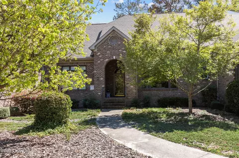 1 Windsor Ter, Pinehurst, NC 28374 photo 2