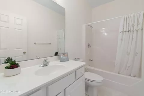 102 E Sanderling Cir, Hampstead, NC 28443 photo 17