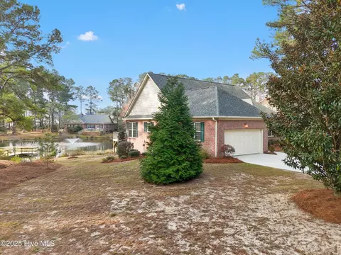 102 E Sanderling Cir, Hampstead, NC 28443 photo 4