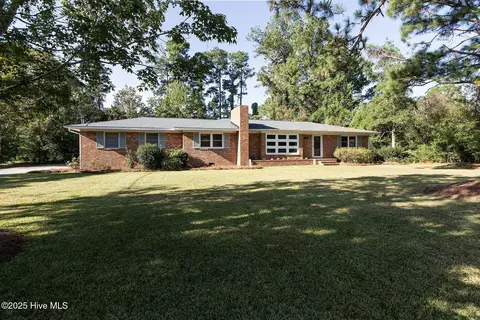 3850 Edgewood Rd, Wilmington, NC 28403
