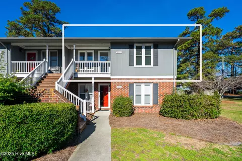 4190 Spirea Dr #E, Wilmington, NC 28403