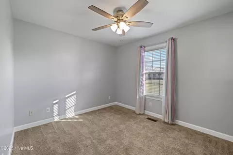 Bedroom - 105 Olive Ln, Mount Olive, NC 28365 photo 4 of 4