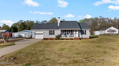 Exterior - 105 Olive Ln, Mount Olive, NC 28365 photo 1 of 2