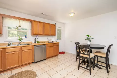 Kitchen - 123 Willow Dr, Moyock, NC 27958 photo 1 of 2