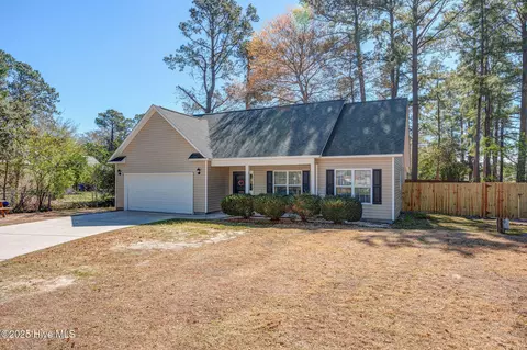 4925 Berry Ct, Wilmington, NC 28412